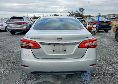 2015 Nissan Sentra S z USA, uszkodzony, nr VIN 3N1AB7AP2FY230093